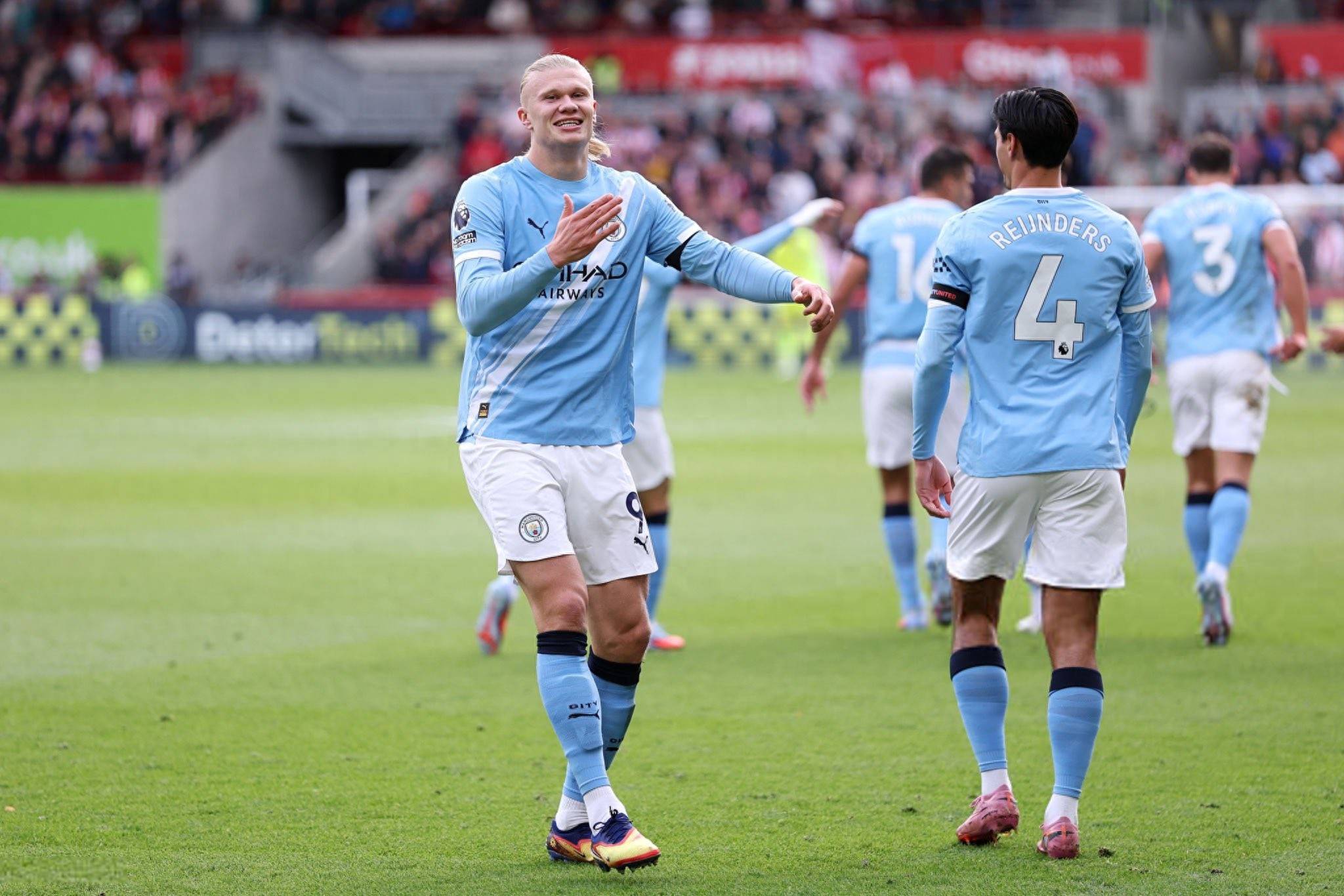 老将强硬打成2+1，全队振奋