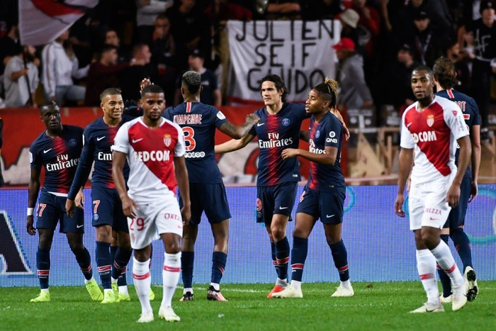 利物浦年轻中场莫顿：里昂中场引援的主要目标