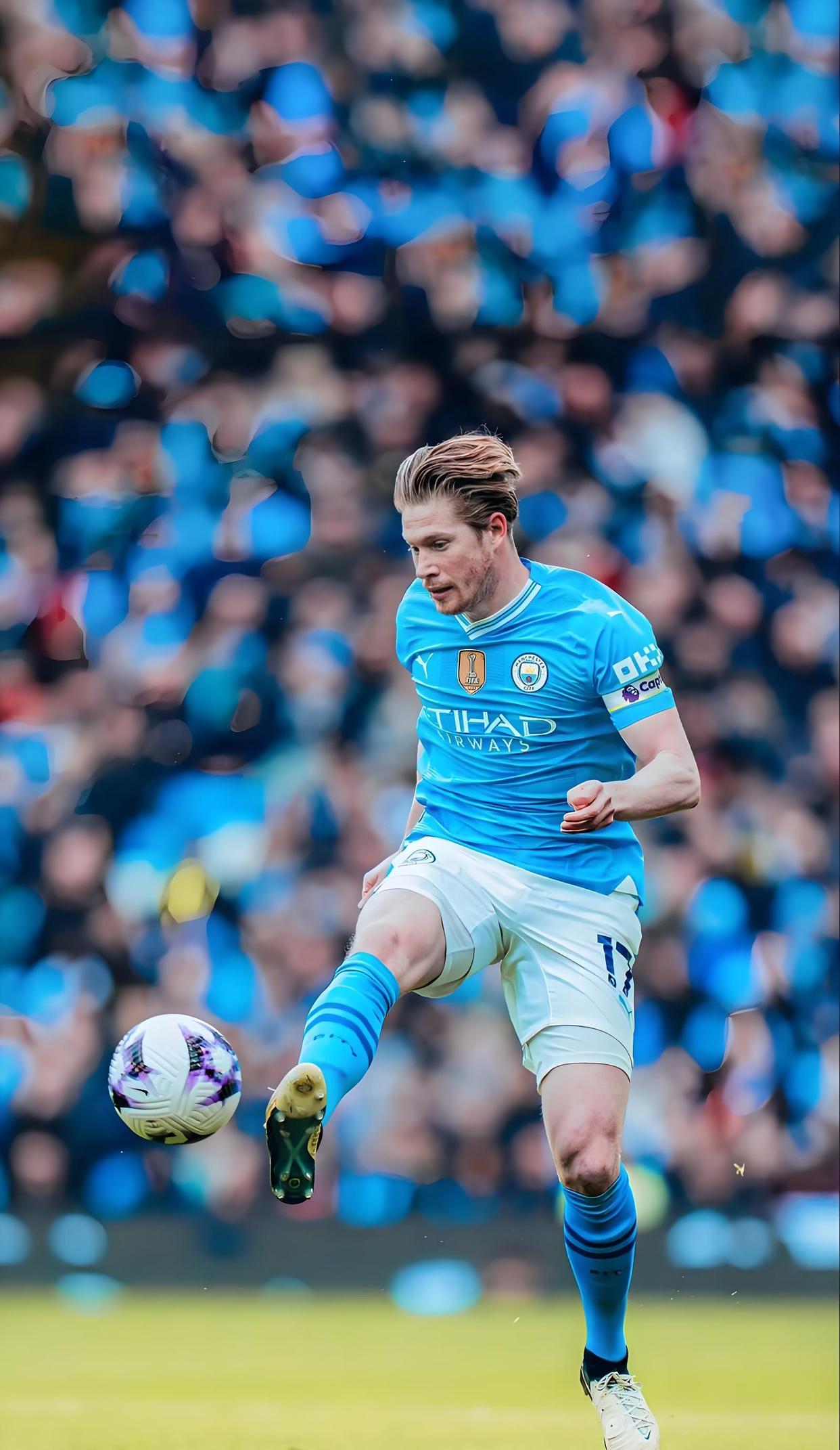 英超球员专访：萨拉赫谈赛季目标,