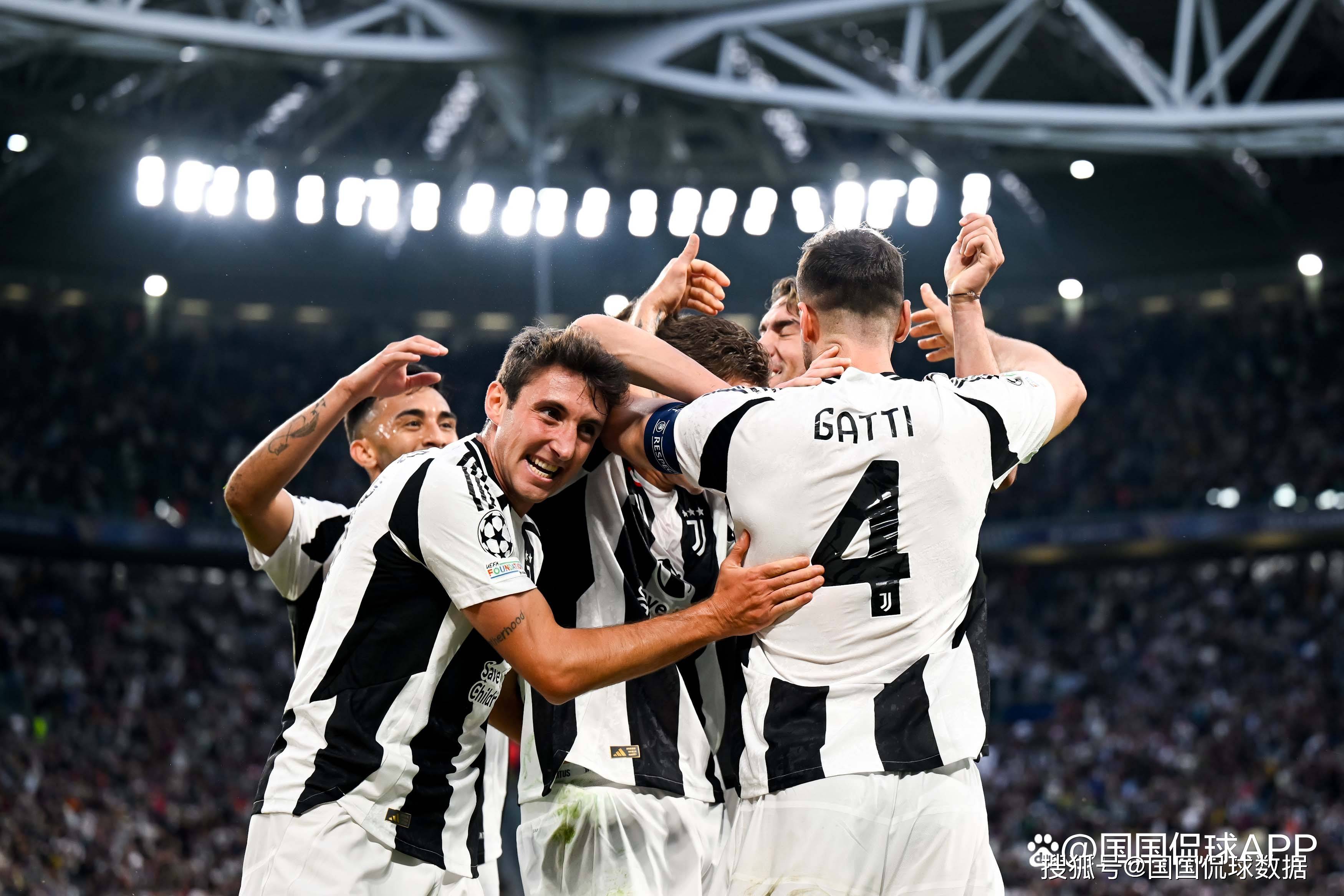 足球意大利名帅重返教练席，引全球媒体关注